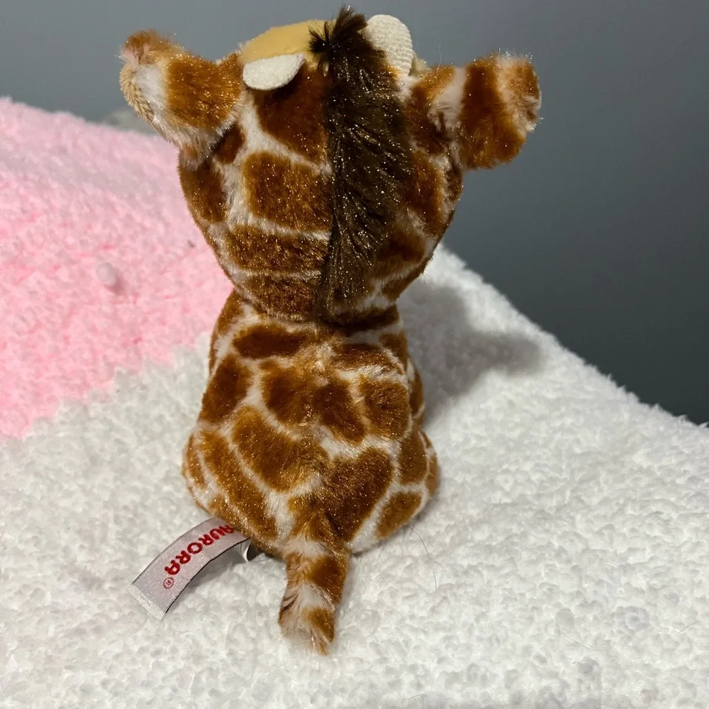 Adorable Plush Giraffe - Picture 3 of 4